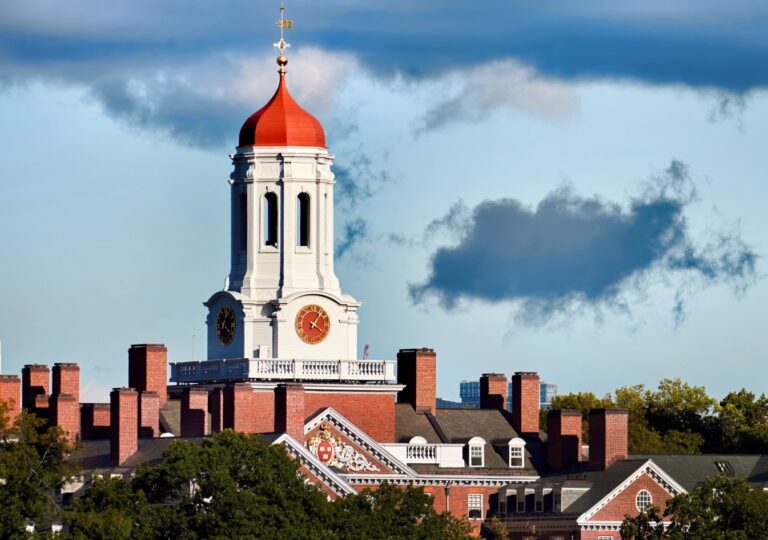 10 Most Renowned Educational Institutions in America: Dunster House Harvard