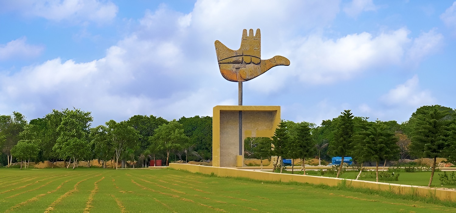 Open Hand monument, Chandigarh